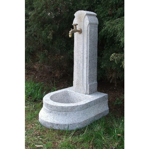 Granitbrunnen "Proteus" Granit gelb